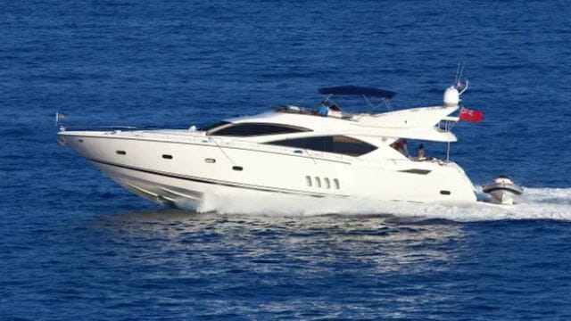 the Sunseeker Champagne Lady