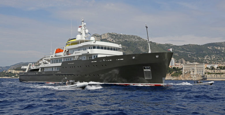 the yacht Yersin is for sale